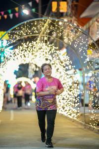 BIB: 16051
                            <button type="button" onclick="openModal(24740596)" class="btn btn-primary btn-sm float-right btn-popup" data-toggle="modal" data-target=".modal-high-quality">
                        <i class="fas fa-shopping-cart"></i> Add to Cart
                    </button>
                                            <button type="button" onclick="isThisMe(24740596, true)" class="btn btn-success btn-sm float-right btn-popup btn-isme hidden" data-toggle="tooltip" data-placement="bottom" title="นี่คือรูปของคุณใช่ไหม คลิกที่นี่เพื่อเอาเข้าอัลบั้ม">
                        <i class="fas fa-plus"></i> Add to album
                    </button>
                    <button type="button" onclick="isThisMe(24740596, false)" class="btn btn-warning btn-sm float-right btn-popup btn-isnotme hidden">
                        <i class="fas fa-ban"></i> Remove from album
                    </button>